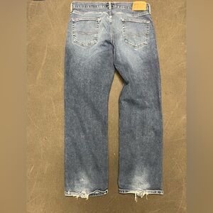 Men's Straight Fit Jeans in Classic Blue